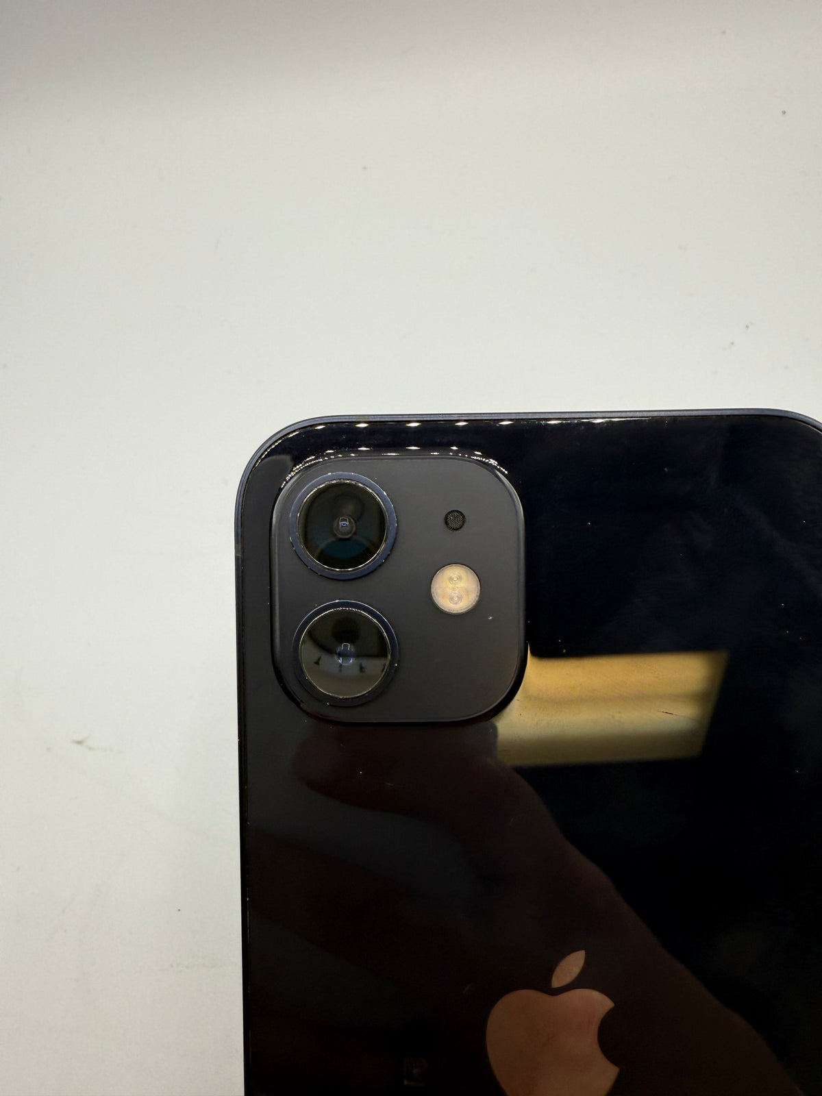 iPhone 12 64GB Black Unlocked MGH63LL/A (B) Parts or Repair Only AS IS See Description