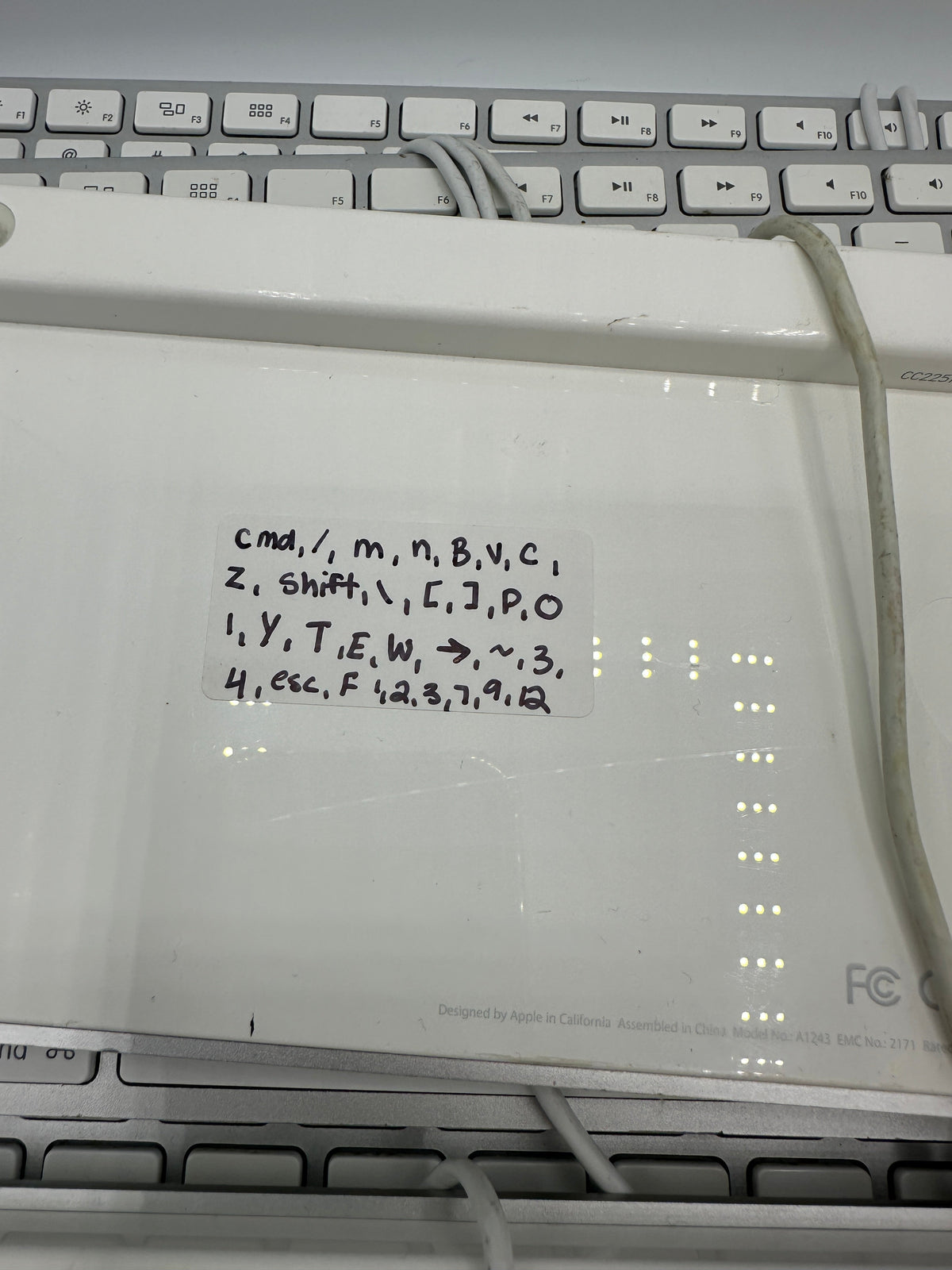 Lot of 10 Apple Aluminum Wired Keyboard with Numeric Keypad FOR PARTS ONLY