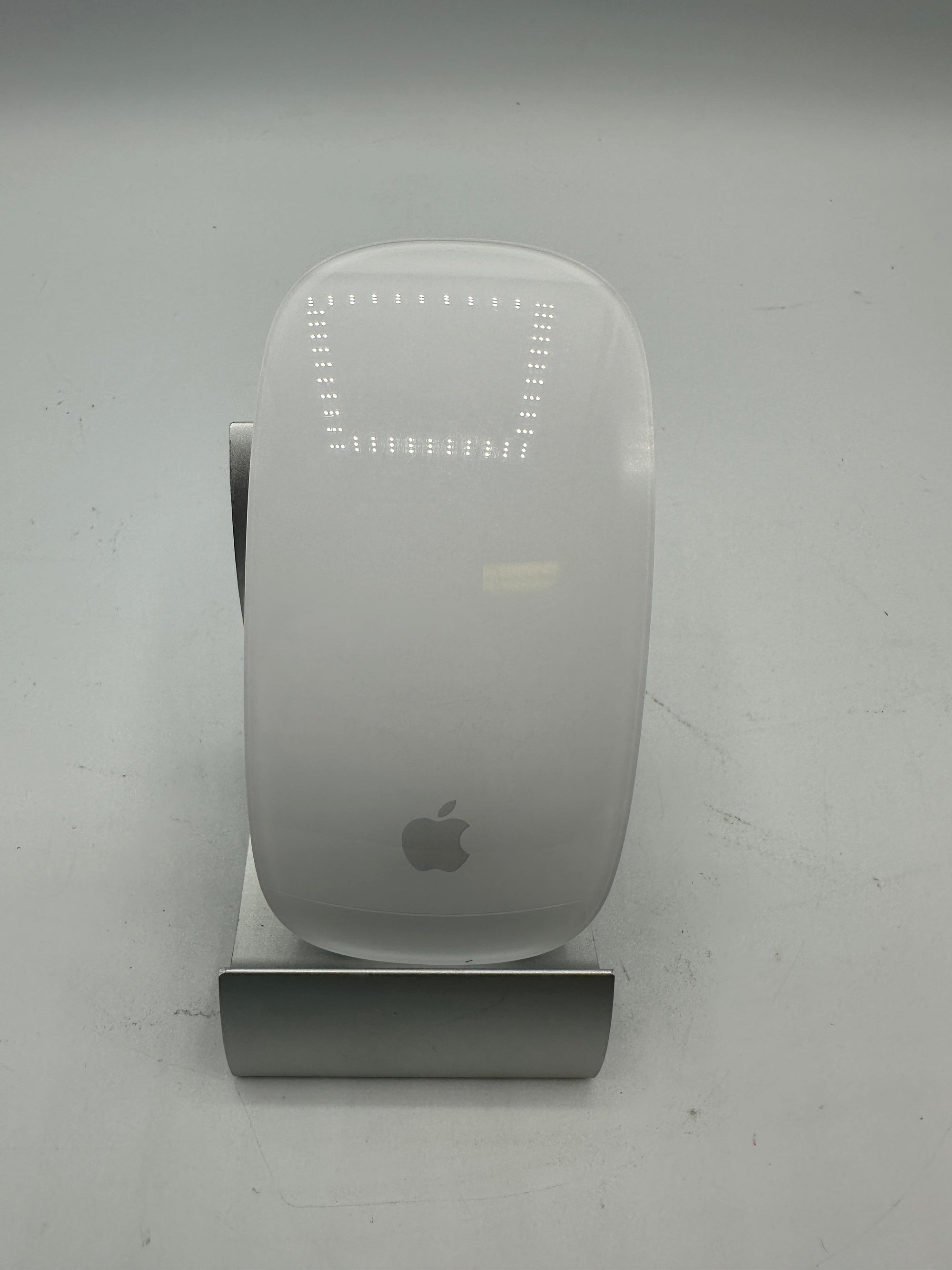 Apple Magic Mouse 2 White MLA02LL/A Grade (B) For Parts Only
