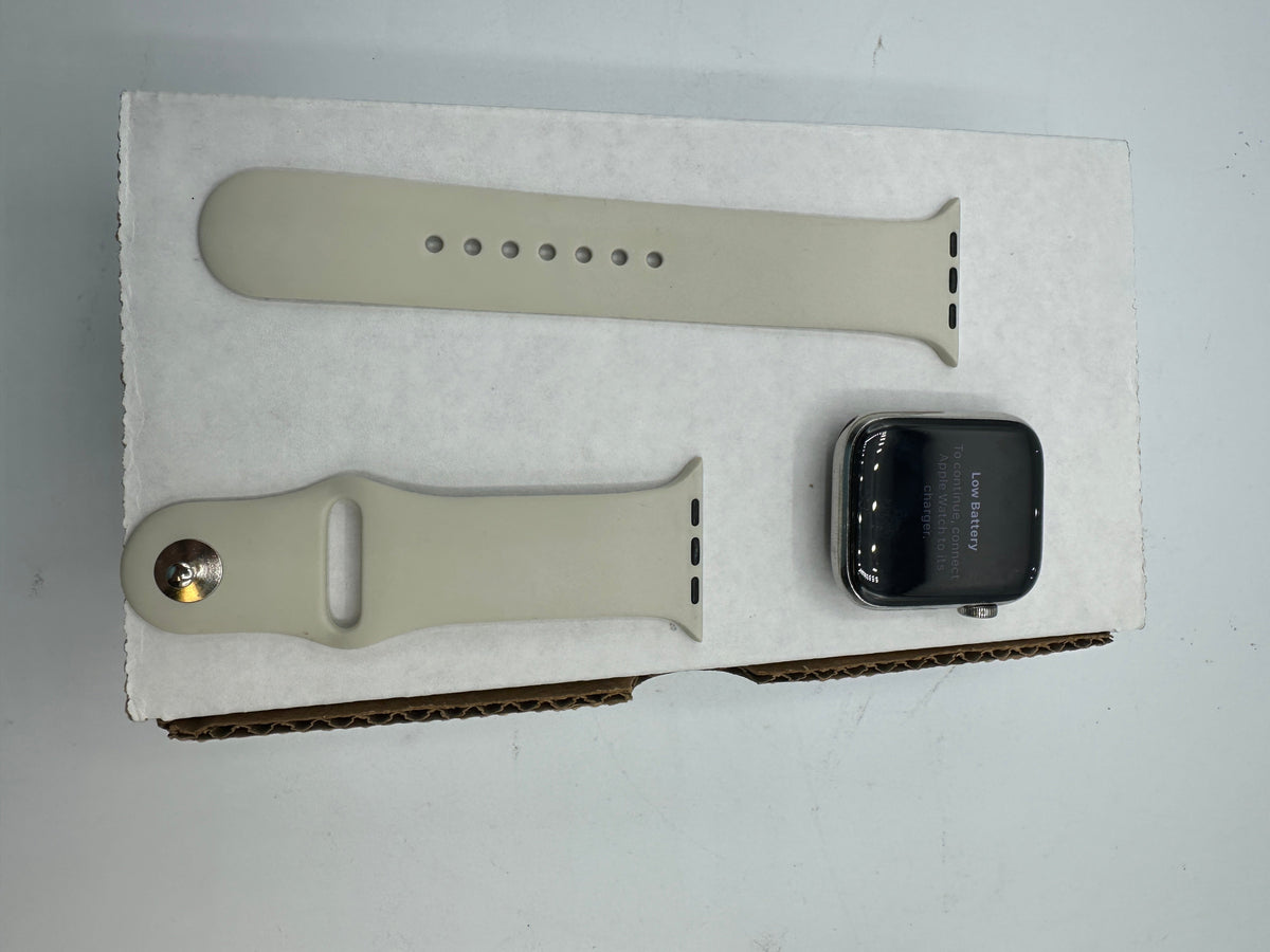 Apple Watch Series 6 GPS/Cel 44mm Silver Stainless Steel (C) FOR PARTS ONLY
